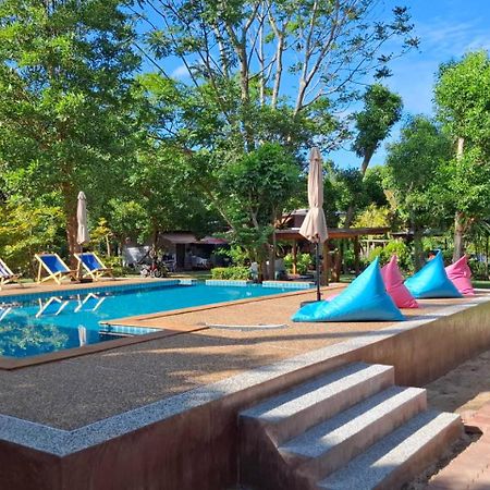 Pana Long Beach Resort - Sha Plus Ko Lanta Exterior foto